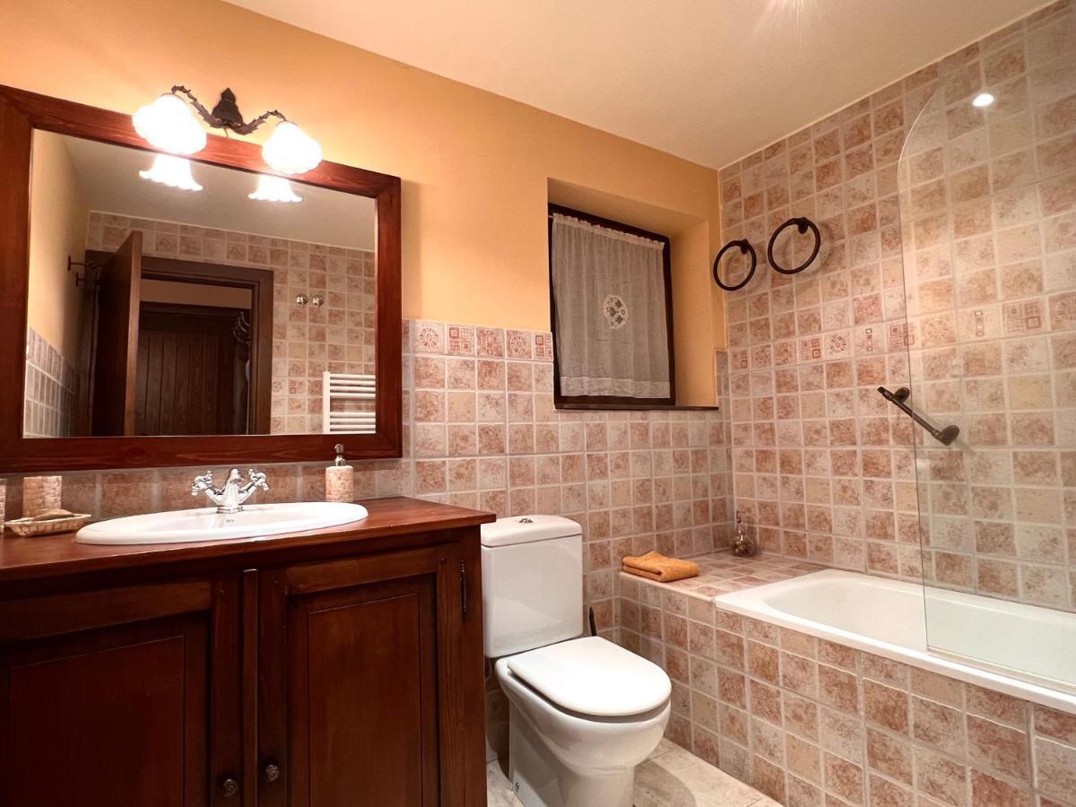 Apartament De La Vall Ferrera - L'Amfitriona Areu Exteriér fotografie