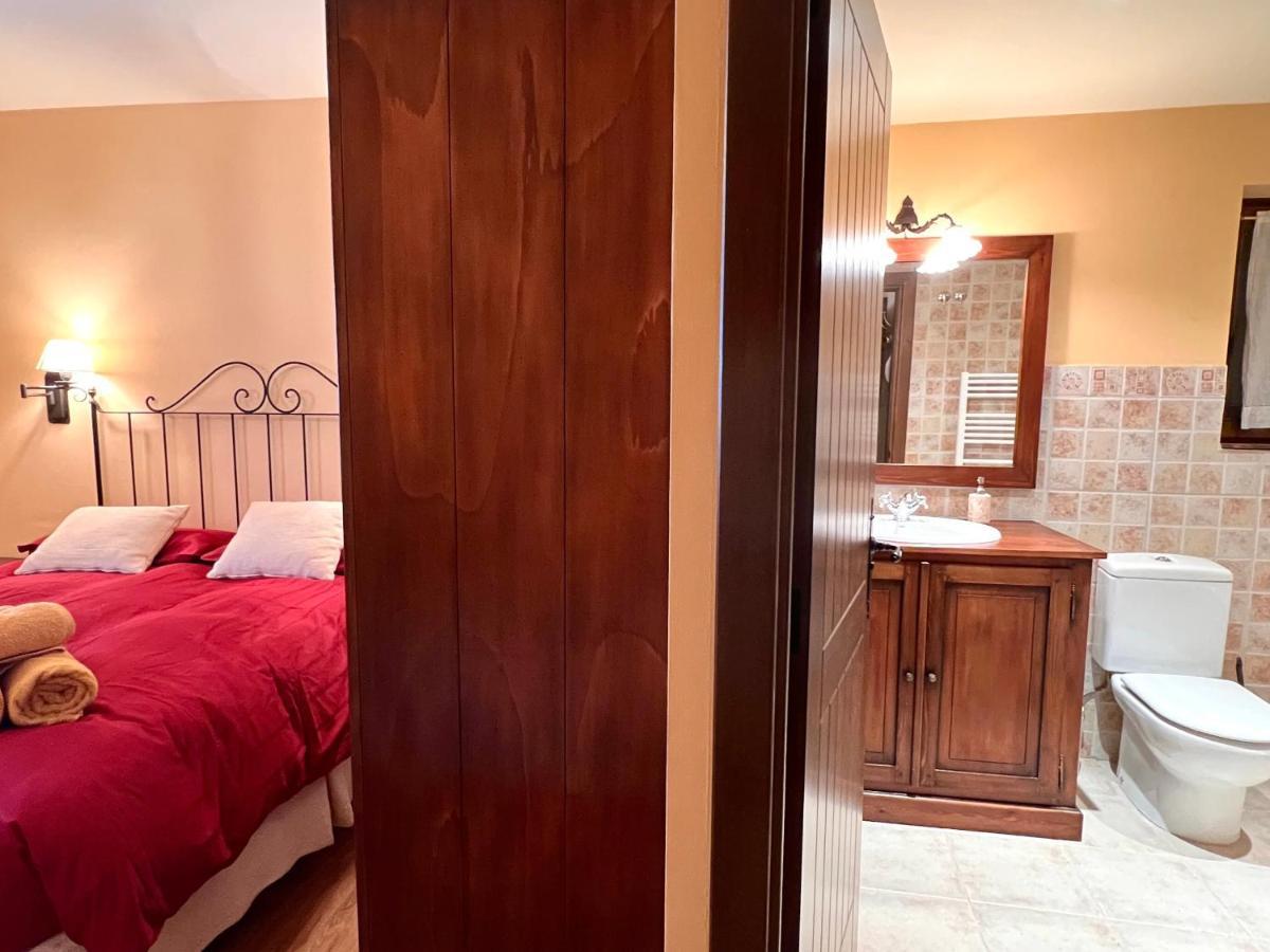 Apartament De La Vall Ferrera - L'Amfitriona Areu Exteriér fotografie