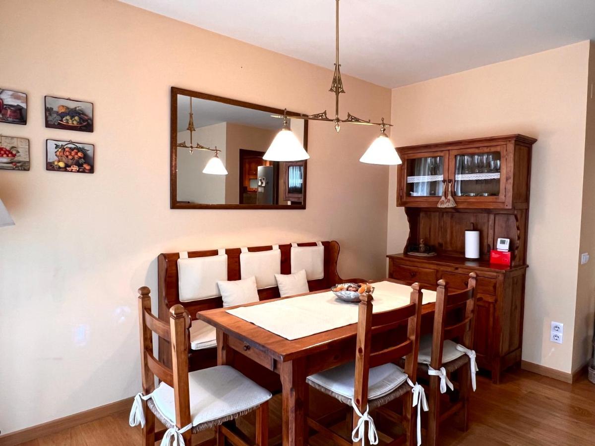 Apartament De La Vall Ferrera - L'Amfitriona Areu Exteriér fotografie